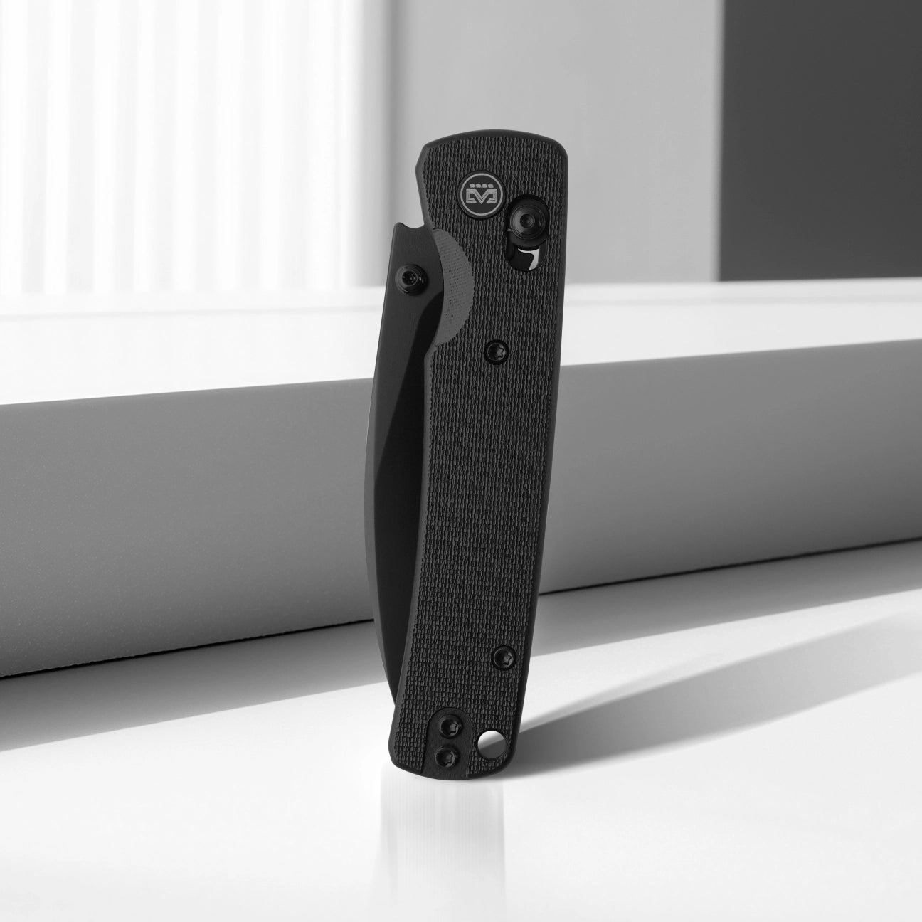 Miguron Vakor Crossbar Lock Folding Knife – 3.15" Black PVD 14C28N Drop Point Blade, Black G10 Handle | MGR817ABK