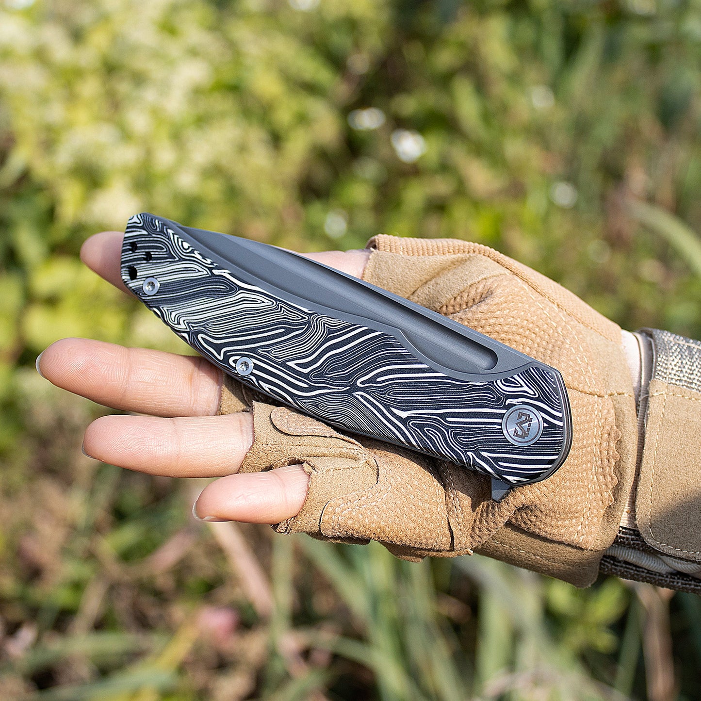 Miguron Knives Velona Flipper Folding Knife 4.22" 14C28N Blade Black Damascus G10 Handle