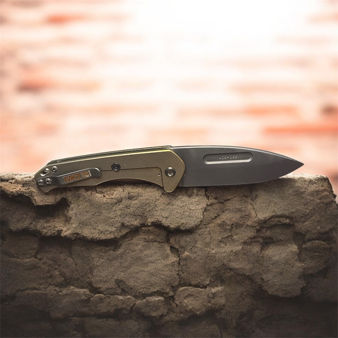 Medford Praetorian Slim – S45VN DLC Drop Point Blade, Bronze Handle & Spring