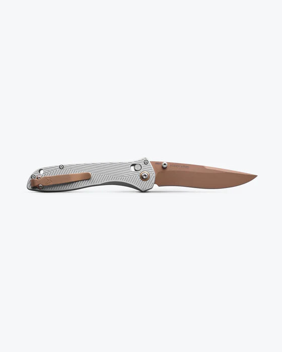 BENCHMADE SEVEN | TEN® | Gray Aluminum | Recurve 710FE-24
